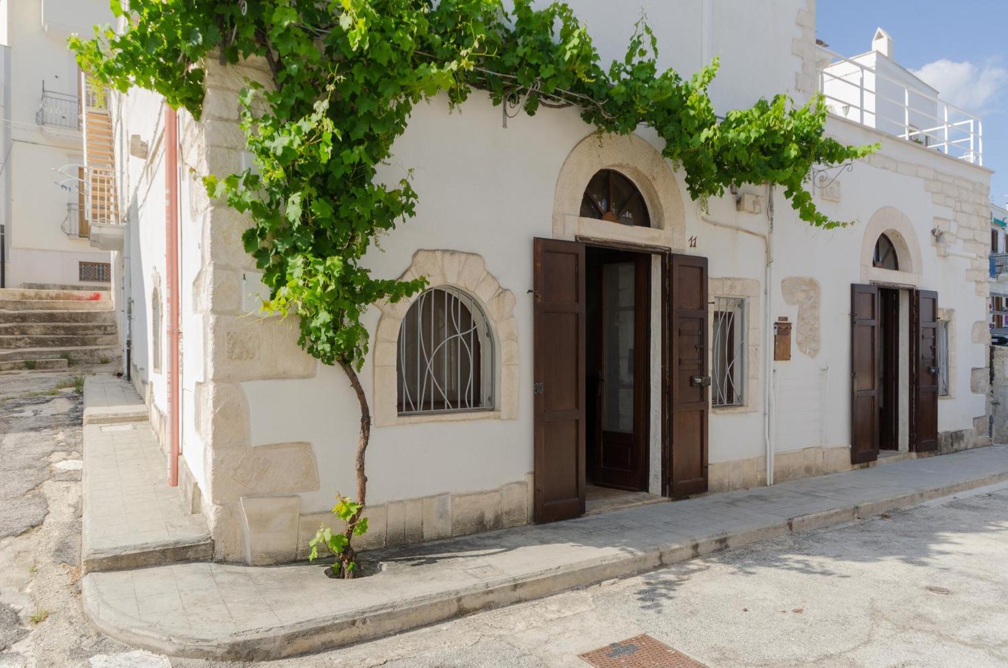Holiday home Casa Bianca Nello Junno